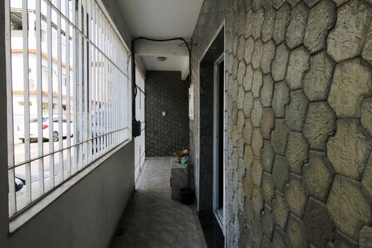Varanda de casa para alugar com 5 quartos, 280m² em Vista Alegre, Rio de Janeiro