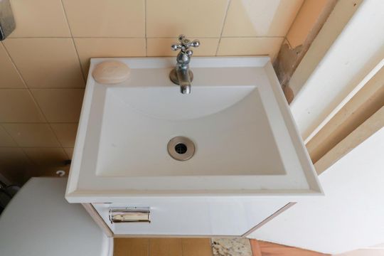 Banheiro da suíte 2 de casa à venda com 3 quartos, 105m² em Conjunto Residencial Novo Pacaembu, São Paulo