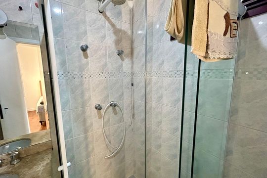 Banheiro da Suíte 2 de apartamento à venda com 3 quartos, 258m² em Vila Galvão, Guarulhos