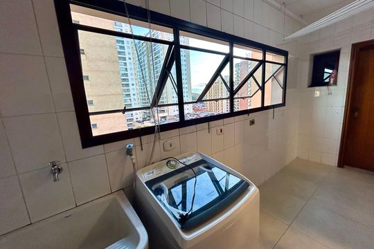 Área de Serviço de apartamento à venda com 3 quartos, 258m² em Vila Galvão, Guarulhos