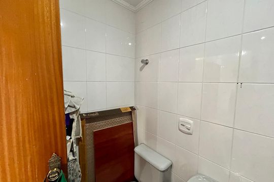 Banheiro 2 / Despensa de apartamento à venda com 3 quartos, 258m² em Vila Galvão, Guarulhos