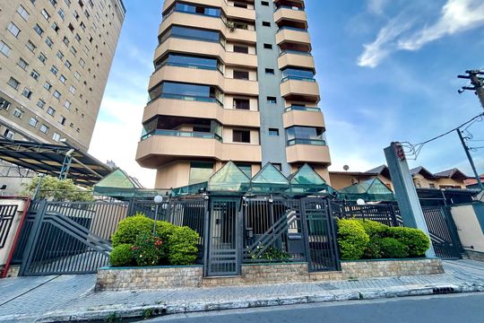 Fachada do Prédio de apartamento à venda com 3 quartos, 258m² em Vila Galvão, Guarulhos