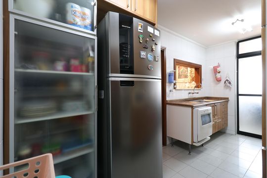 Cozinha  de apartamento à venda com 3 quartos, 172m² em Bela Aliança, São Paulo