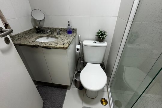 Banheiro Social de apartamento à venda com 2 quartos, 82m² em Recreio dos Bandeirantes, Rio de Janeiro