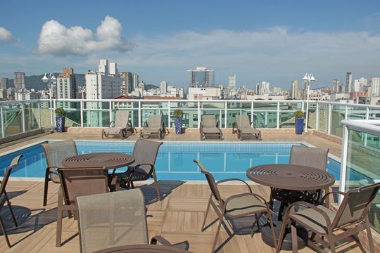 Área comum de apartamento para alugar com 2 quartos, 67m² em Macuco, Santos