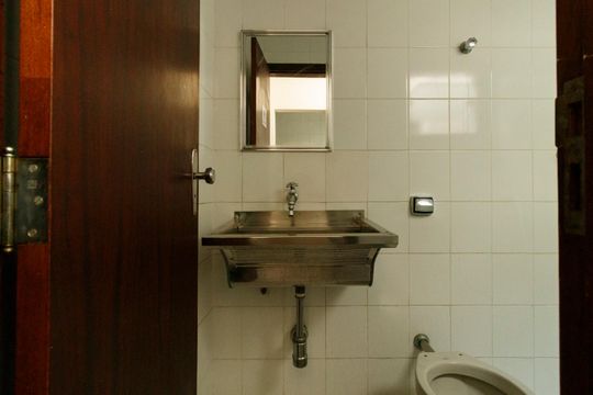 Apartamento para alugar com 1 quarto, 56m² em Jardim Tremembe, São Paulo