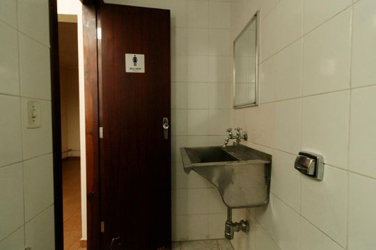 Apartamento para alugar com 1 quarto, 56m² em Jardim Tremembe, São Paulo