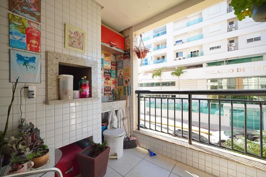 Varanda da Sala de apartamento para alugar com 2 quartos, 67m² em Coqueiros, Florianópolis