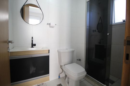 Banheiro da Suíte 1 de apartamento à venda com 3 quartos, 68m² em Jardim Carvalho, Porto Alegre