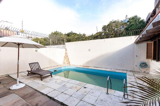 Área Comum  de casa para alugar com 4 quartos, 311m² em Chácara das Pedras, Porto Alegre