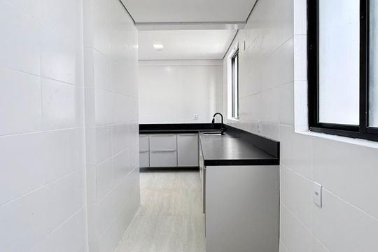 Apartamento à venda com 4 quartos, 183m² em Prado, Belo Horizonte
