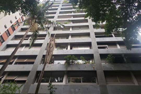 Fachada de apartamento à venda com 2 quartos, 100m² em Consolação, São Paulo
