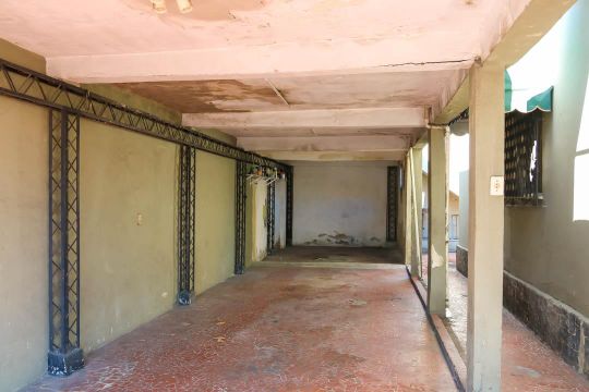 Garagem de casa à venda com 3 quartos, 173m² em Inhaúma, Rio de Janeiro
