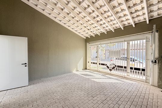 Garagem de casa à venda com 3 quartos, 125m² em Fazenda Grande, Jundiaí