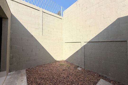 Quintal de casa à venda com 3 quartos, 125m² em Fazenda Grande, Jundiaí