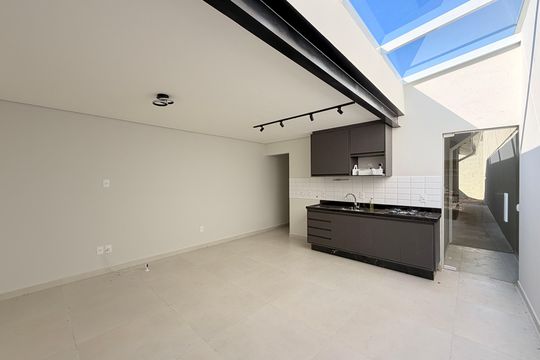 Casa à venda com 3 quartos, 125m² em Fazenda Grande, Jundiaí
