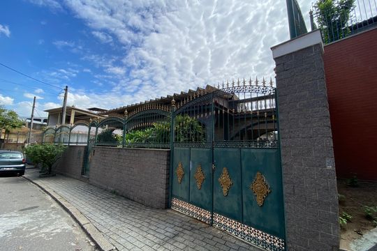 Casa à venda com 3 quartos, 212m² em Inhaúma, Rio de Janeiro