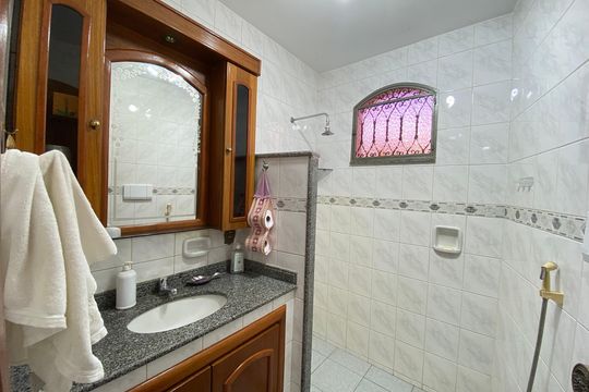 Casa à venda com 3 quartos, 212m² em Inhaúma, Rio de Janeiro