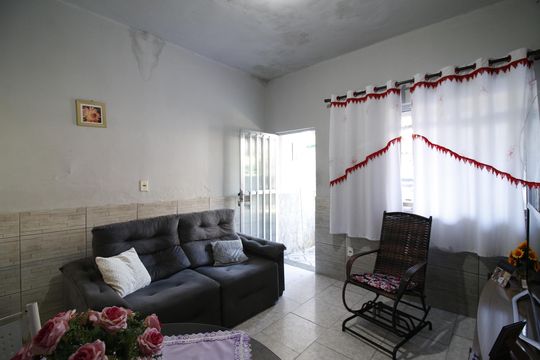 Sala de casa para alugar com 2 quartos, 200m² em Taquara, Rio de Janeiro