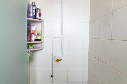 Banheiro de apartamento à venda com 2 quartos, 55m² em Vila Constancia, São Paulo
