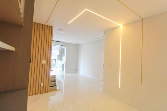 Sala de apartamento à venda com 3 quartos, 98m² em Vila Independencia, São Paulo