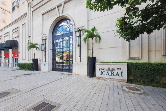 Fachada de apartamento à venda com 3 quartos, 130m² em Centro, Niterói