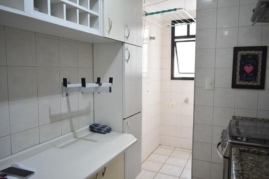 Cozinha de apartamento à venda com 2 quartos, 50m² em Bosque da Saúde, São Paulo
