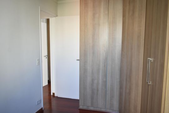 Quarto 2 de apartamento à venda com 2 quartos, 50m² em Bosque da Saúde, São Paulo