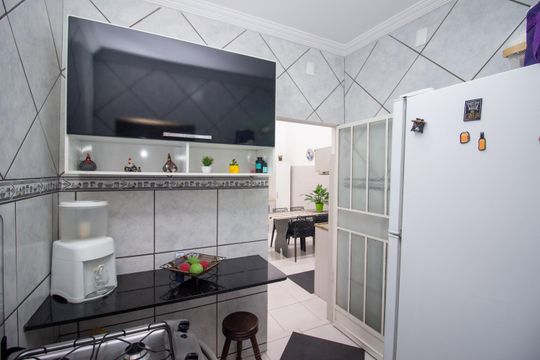 Cozinha e Área de Serviço de casa à venda com 2 quartos, 200m² em Tres Barras, Contagem
