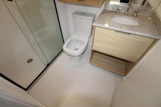 Banheiro da Suíte de apartamento para alugar com 1 quarto, 33m² em Jardim Esplanada, São José dos Campos