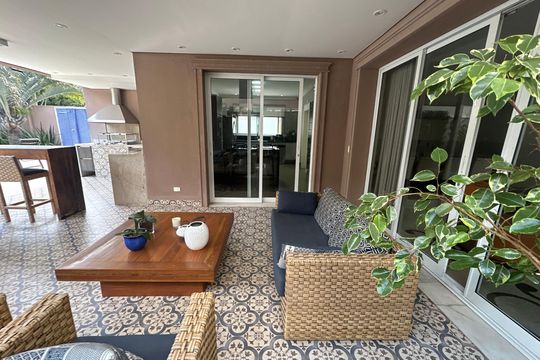 Área comum de casa de condomínio à venda com 3 quartos, 498m² em Centro Comercial Jubran, Barueri