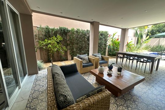 Área comum de casa de condomínio à venda com 3 quartos, 498m² em Centro Comercial Jubran, Barueri