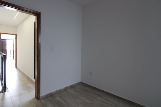 Casa à venda com 2 quartos, 85m² em Vila Nhocuné, São Paulo