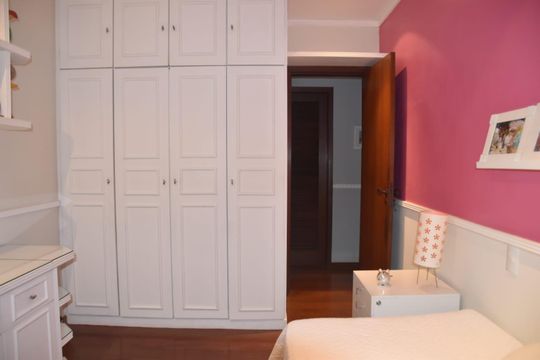 Quarto de apartamento à venda com 5 quartos, 165m² em Tijuca, Rio de Janeiro