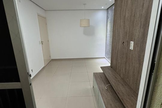 Sala de apartamento para alugar com 2 quartos, 50m² em Taquara, Rio de Janeiro