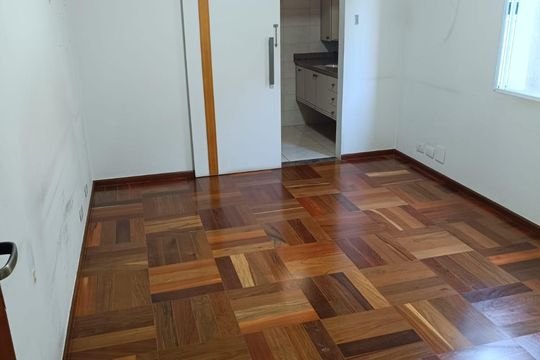 Quarto de casa à venda com 3 quartos, 256m² em Cidade Mãe do Céu, São Paulo