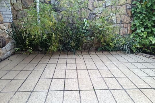 Área externa de casa à venda com 3 quartos, 256m² em Cidade Mãe do Céu, São Paulo