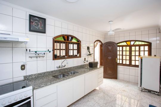 Cozinha de casa à venda com 4 quartos, 230m² em Centro, Diadema