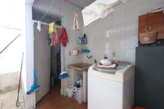 Área de Serviço de casa à venda com 4 quartos, 160m² em Vila Carrão, São Paulo