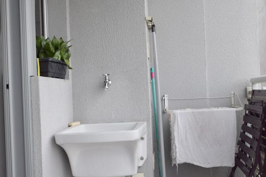 Varanda de kitnet/studio para alugar com 1 quarto, 36m² em Sumarezinho, São Paulo