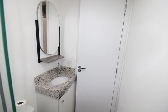 Banheiro de apartamento para alugar com 2 quartos, 59m² em Vila Pauliceia, São Paulo