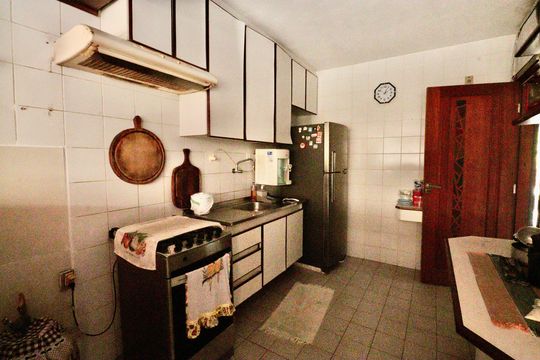 Cozinha de casa de condomínio para alugar com 3 quartos, 120m² em Praia do Flamengo, Salvador