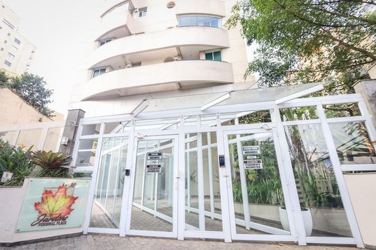 Fachada do Prédio de kitnet/studio à venda com 1 quarto, 38m² em Jardim Paulista, São Paulo