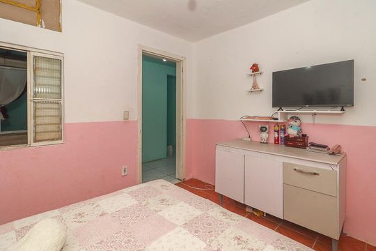 Quarto 4 / Casa 2 de casa à venda com 5 quartos, 128m² em Farrapos, Porto Alegre