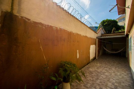 Quintal de casa à venda com 2 quartos, 192m² em Vila Junqueira, Santo André