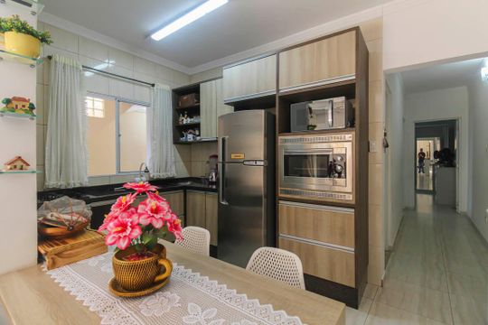 Cozinha de casa para alugar com 2 quartos, 100m² em Vila Virginia, São Paulo