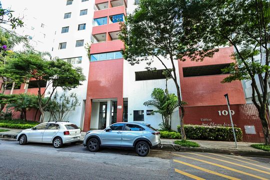 Fachada do Prédio de apartamento para alugar com 3 quartos, 250m² em Buritis, Belo Horizonte