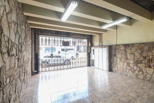 Garagem  de casa para alugar com 4 quartos, 300m² em Tatuapé, São Paulo