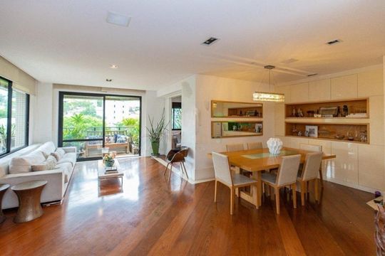 Apartamento à venda com 3 quartos, 205m² em Vila Mariana, São Paulo