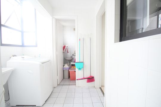 Área de Serviço de apartamento à venda com 3 quartos, 79m² em Vila Suzana, São Paulo